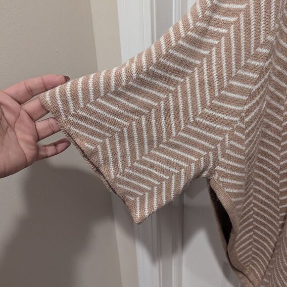 Loft Size XS/S Cream And White Cowl Neck Oversized Poncho Sweater W/ Sleeves - Picture 5 of 9